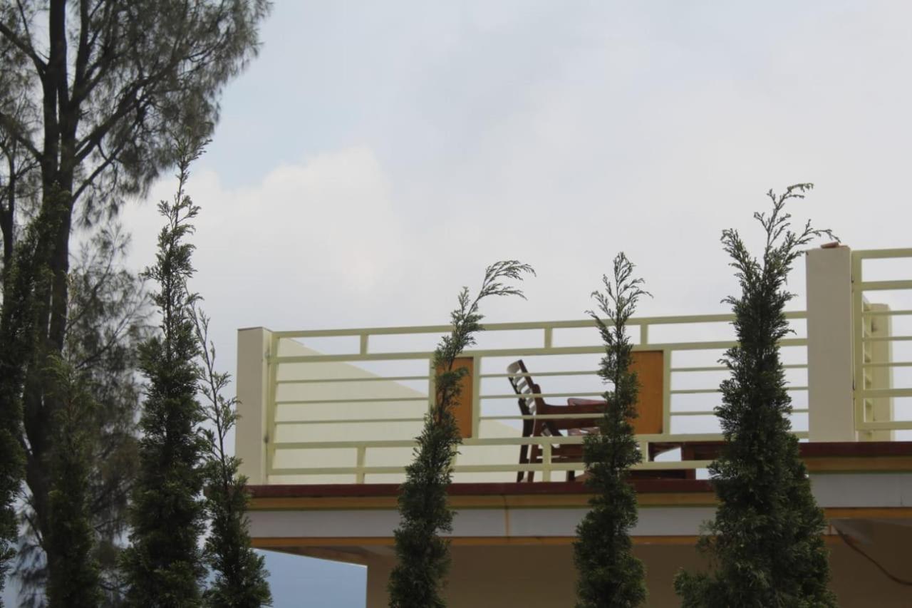 Bromo Otix Guest House Экстерьер фото